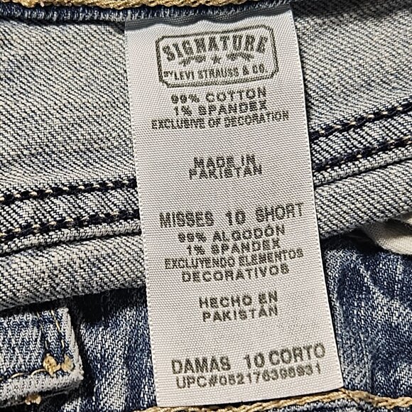 Levis Signature Low Rise Boot Cut Jeans Womens Size 10 Medium Wash Denim Pants - Picture 6 of 6